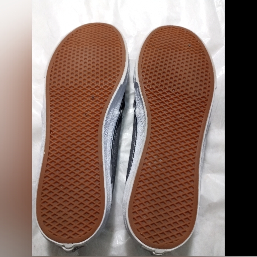 Vans Gray and White Canvas Sneakers Low-Top - Picture 9 of 10